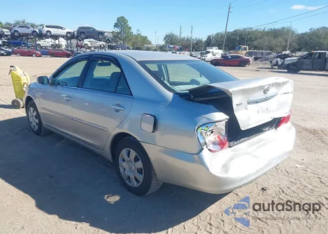 2003 Toyota Camry Le from USA, damaged, VIN 4T1BE32K53U730358